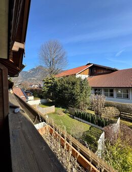 Wohnen und Arbeiten Maisonettewohnung und Wohnung im EG mit Garage - Unterwössen