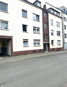 Schöne 3 Zimmer Wohnung in Duisburgs bevorzugter Lage am Springwall - Duisburg