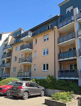 Hübsche, vermietete 3 Zimmer Wohnung mit Balkon und Tiefgaragenstellplatz - Rathenow