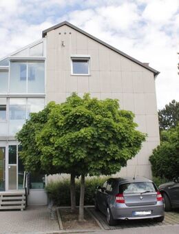 Vollvermietetes Mehrfamilienhaus mit Gewerbe - Augsburg
