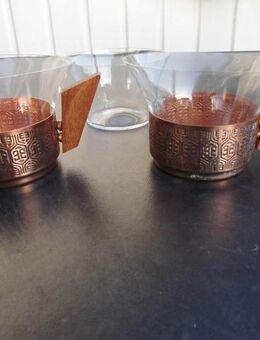 3 Teegläser/Glas-Einsätze+2 Kupfer-Halter/Teak-Griffe Vintage zus. 3,- - Flensburg
