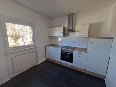 Küche inklusive - 3 Zimmer mit Balkon in Pungelscheid