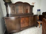 4 Stühle und 2 Schränke - Weinböhla