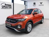 VW T-Cross, 1.0 TSI Life, Jahr 2023 - Germering Zentrum