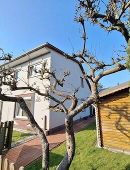Einfamilienhaus in ruhiger Lage in Schortens/ Heidmühle, Platz für PKW und Wohnmobil! - Schortens