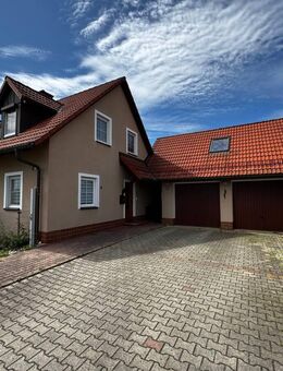 Ihr neues Familienparadies - Charmantes Einfamilienhaus mit großzügigem Garten - Mitterteich