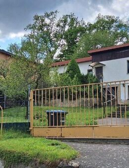 Charmantes Einfamilienhaus mit viel Potenzial in ruhiger Lage - Rudolstadt