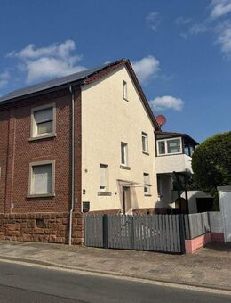 Großes Zweifamilienhaus mit viel Potenzial und neuer Heizung! - Nidderau