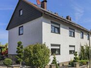 Perfekt für Familien: Sanierte Doppelhaushälfte mit schönem Garten, Vollkeller, Garage und Carports - Salzhemmendorf