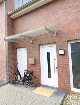 Topmoderne, neuwertige Reihenendwohneinheit mit Pkw-Stellplatz in zentrumsnaher Stadtlage - Cloppenburg