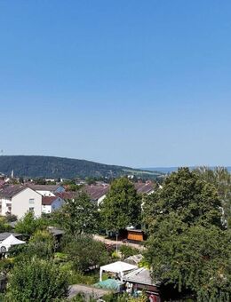 Helle 3,5-Zimmer-Komfortwohnung mit Balkon, Weitblick und Pkw-Stellplatz - Bad Kreuznach