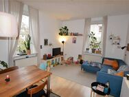 Reinkommen und Wohlfühlen: Schöne 4-Zimmer-Altbauwohnung Nähe Fachmarktzentrum "Callenberger Straße" - Coburg