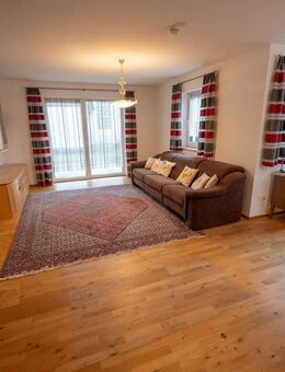 Barrierefreie 2-Zimmerwohnung mit Einbauküche & Stellplatz - Landshut