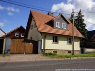 Einfamilienhaus in EF-Mittelhausen mit Garten, Garage und Bürogebäude - Erfurt
