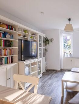 Kapitalanlage: Vermietete Wohnung mit Ostbalkon und Blick ins Grüne - Berlin