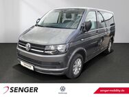 VW T6 Multivan, 2.0 TDI Trendline, Jahr 2017 - Lübeck