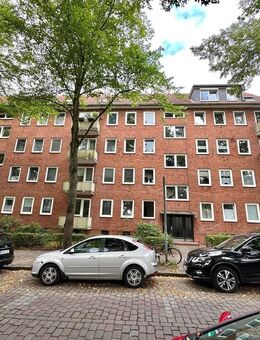 Charmante 2,5-Zimmer-Erdgeschosswohnung mit zwei Balkonen in Hamburg-Hamm - Hamburg