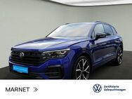 VW Touareg, 3.0 TDI R-Line, Jahr 2023 - Wiesbaden