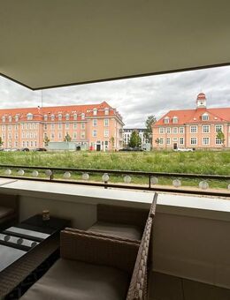 2-Zimmer Wohnung, Loggia, Einbauküche, Stellplätze - Villingen-Schwenningen
