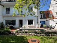 Einzigartige Maisonette-Wohnung mit Garten und Pool - Osnabrück