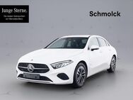 Mercedes A 180, LIM PROGRESSIVE MBUX ° SPUR, Jahr 2023 - Emmendingen