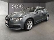 Audi A3, Sportback 30 TFSI, Jahr 2019 - Frankfurt (Main)