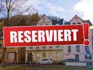 Preiswerte Etagenwohnung mit Dachschrägen - Greiz