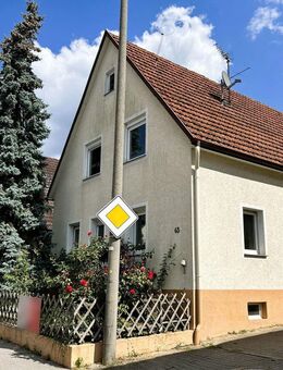 Freistehendes Einfamilienhaus mit Garten - Idyllische Lage in nähe Neckar und Weinbergen - Mundelsheim