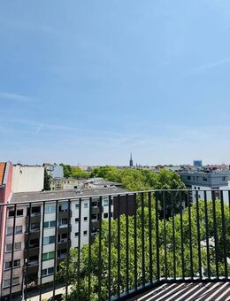 Penthouse im ERSTBEZUG in Zentraler City West Lage! *EBK / Aufzug / 2 Balkone* - Berlin