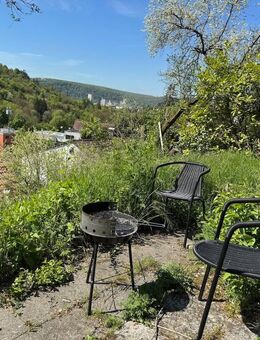 sonniges, ruhiges Haus mit DG-ELW, Garten und Carport mit Weitblick, in Würzburg - Würzburg