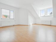 +Fantastische Dachgeschosswohnung (58 m2) mit 3 Zi., EBK & Keller - Wohnen im idyllischen Sebnitz!+ - Sebnitz