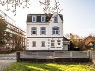 MANNELLA *Mehrfamilienhaus in Bestlage* Umbau zum Einfamilienhaus möglich - Hennef (Sieg)