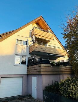 „ Das großzügige 3 - Familienhaus in Aussichtslage - Ideal für Zukunft-Investoren !„ - Neuhausen (Fildern)