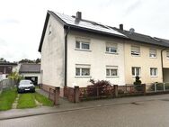 Gemütliche Doppelhaushälfte mit Garage und schönem Garten in Kraichtal-Unteröwisheim - Kraichtal