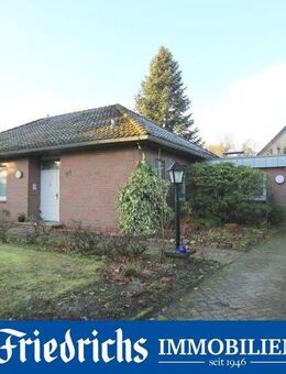 Modernisierung oder Neubau: Bungalow mit großzügigem Eckgrundstück in begehrter Lage in Bad Zw'ahn - Bad Zwischenahn