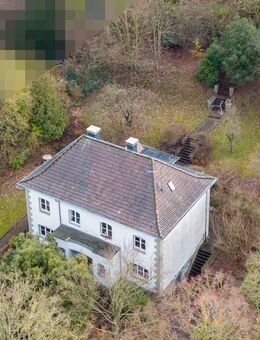 Großzügige Altbau-Villa mit weitläufigem Garten und eindrucksvollem Raumangebot in Blankenstein - Hattingen