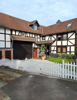Wohntraum mit altem Charme im Schatten der Burg - Gemünden (Felda)