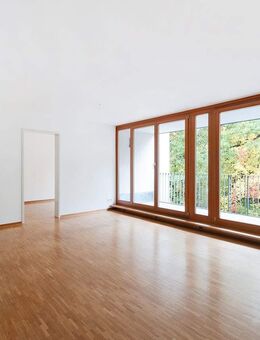 Zeitlos schön - 2-Zimmer-Wohnung mit Balkon in begehrter Parklage - Berlin