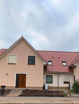 Neubau Erstbezug - energieeffiziente Wohnung im Reihenhaus für Familien zu vermieten - Hornstorf