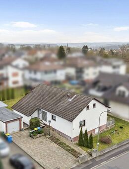 Gepflegtes Einfamilienhaus mit schönem Garten in gefragter Lage von Hungen! - Hungen