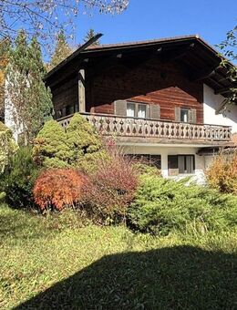 Grainau: Große, solide Doppelhaushälfte mit sonnigem Garten und Garage - Grainau