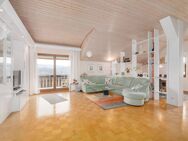 Ruhe und Aussicht garantiert! Stilvolle 3,5-Zimmer-DG-Wohnung mit Kamin und Garage! - Pforzheim