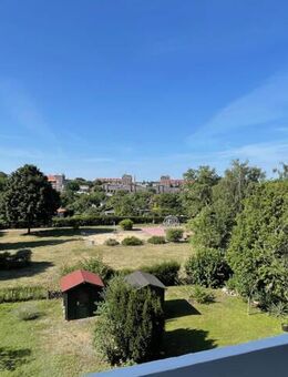traumhafter Ausblick: Wohnung mit Süd-Balkon im 5. OG im Englischen Viertel, derzeit vermietet - Berlin