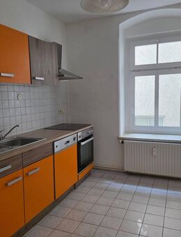Biete hier eine gepflegte 2-Raumwohnung mit Einbauküche im Erdgeschoss - Löbau