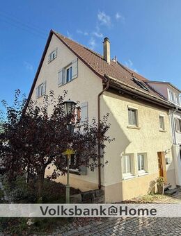Charmante Doppelhaushälfte (kernsaniert) mit Einliegerwohnung (vermietet) zentral in Mössingen - Mössingen