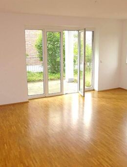 Köln-Dellbrück: Charmante, vermietete 2-Zimmer-Wohnung mit Terrasse, Garten und TG-Stellplatz - Köln