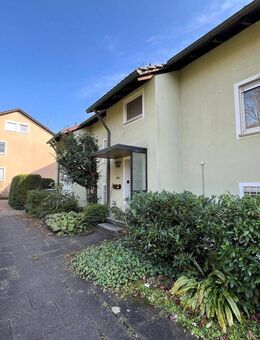 Gepflegtes Reihenmittelhaus mit Gartenbereich und Garage - Waiblingen