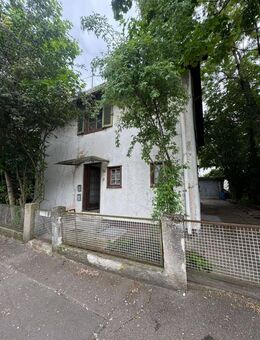 **Ungeschliffener Rohdiamant im Herzen von Ludwigsburg** - Ludwigsburg