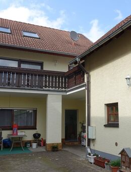 3-Familienhaus mit Nebengebäuden, Garten und Garage - Zuzenhausen