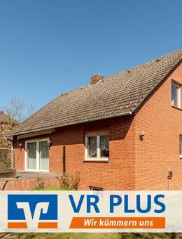 Einfamilienhaus mit Nebengebäude in ruhiger Dorflage - Küsten